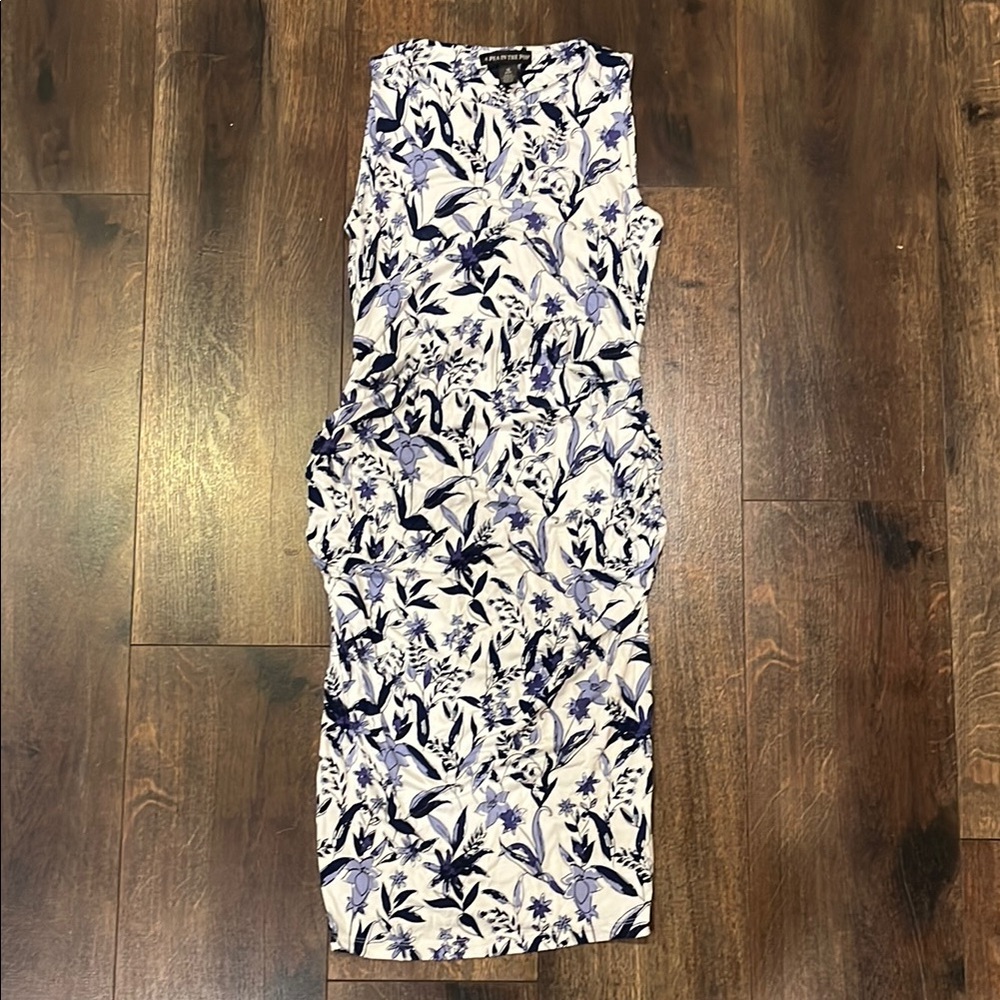 A Pea in the Pod White and Blue Sleeveless Sheath Midi Dress for Wedding Guest